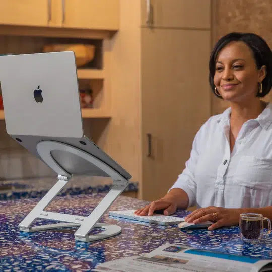 Twelve South Curve Flex for MacBook/Laptops (White)